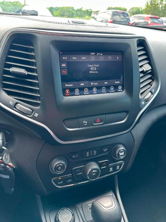 used 2019 Jeep Cherokee car, priced at $9,955