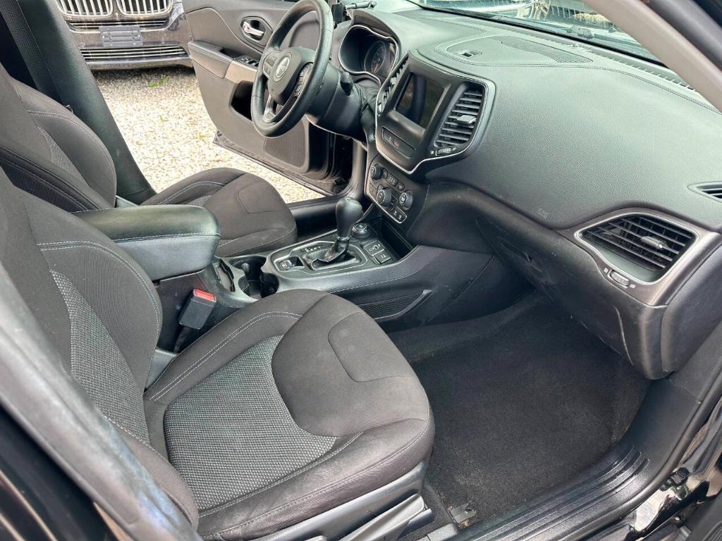 used 2019 Jeep Cherokee car, priced at $9,955