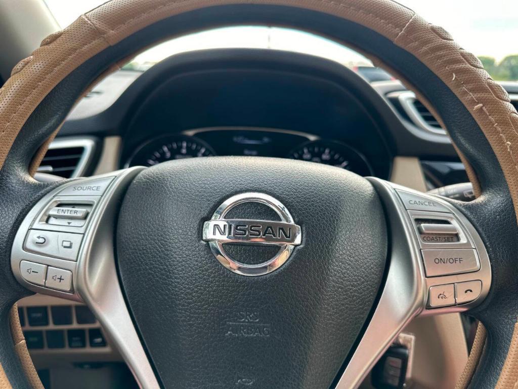used 2016 Nissan Rogue car, priced at $7,955