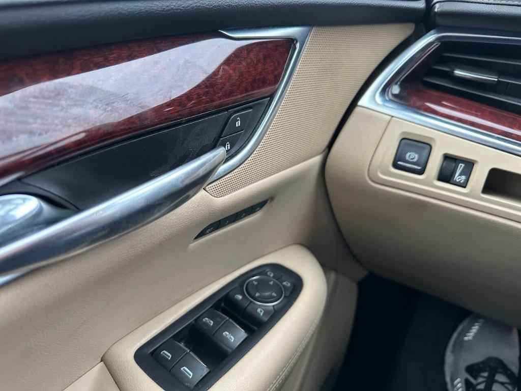 used 2018 Cadillac XT5 car, priced at $14,955