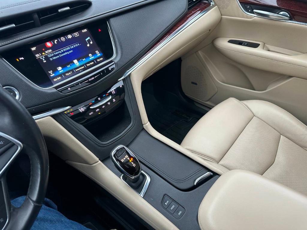 used 2018 Cadillac XT5 car, priced at $14,955