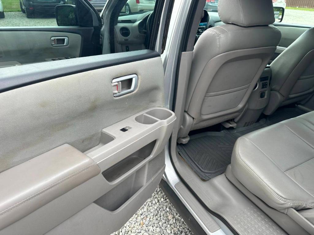 used 2015 Honda Pilot car, priced at $8,955