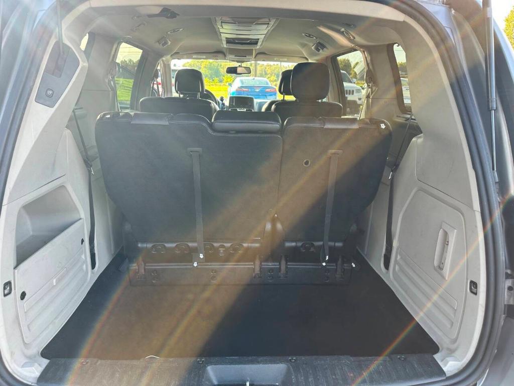 used 2014 Chrysler Town & Country car, priced at $4,455