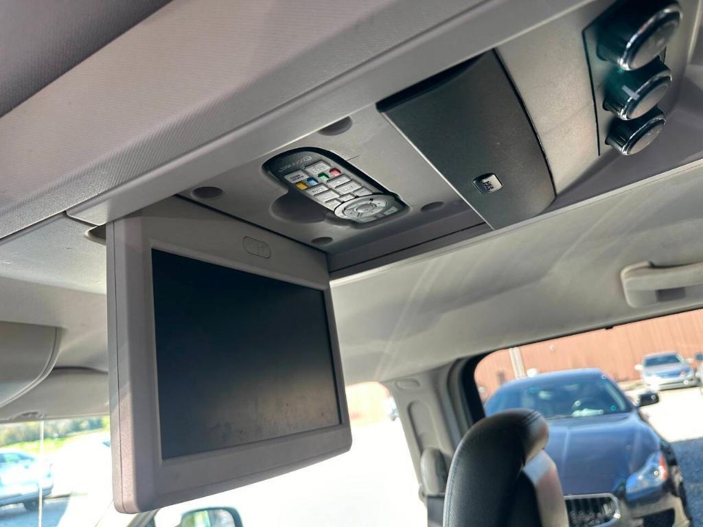 used 2014 Chrysler Town & Country car, priced at $4,455