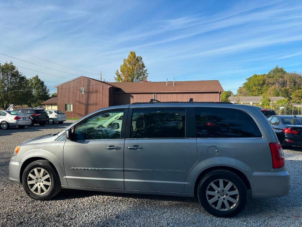 used 2014 Chrysler Town & Country car, priced at $4,455