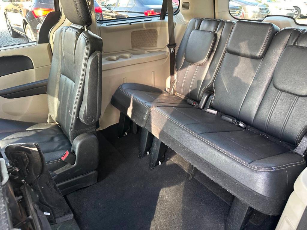 used 2014 Chrysler Town & Country car, priced at $4,455