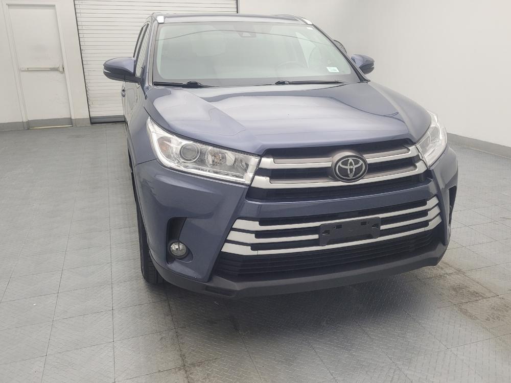 used 2017 Toyota Highlander car, priced at $23,695