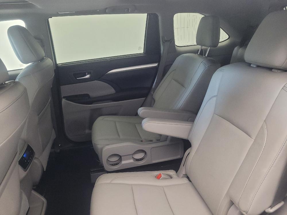 used 2017 Toyota Highlander car, priced at $23,695