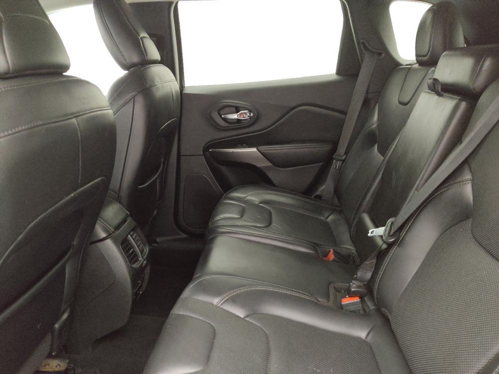 used 2020 Jeep Cherokee car, priced at $19,895