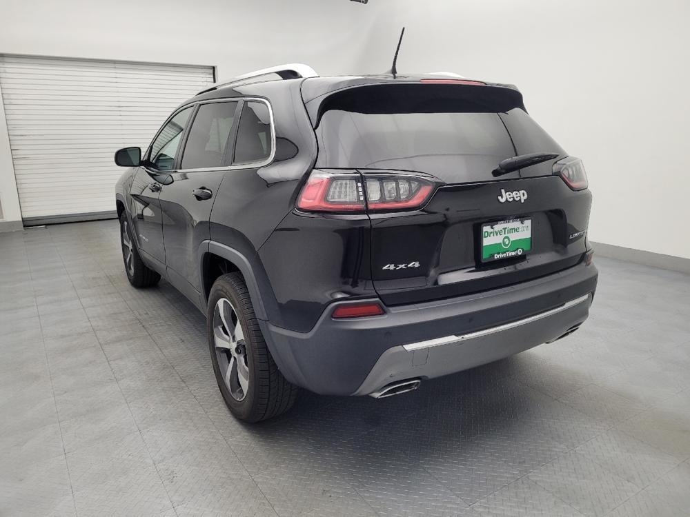 used 2019 Jeep Cherokee car, priced at $18,295
