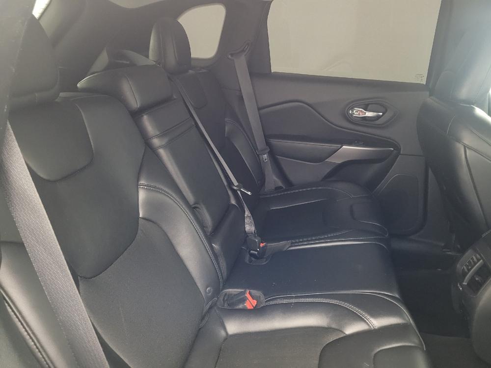 used 2019 Jeep Cherokee car, priced at $15,195