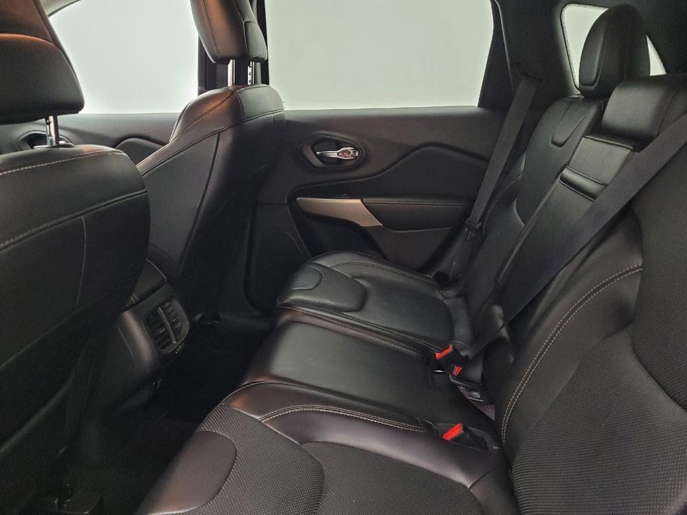 used 2018 Jeep Cherokee car, priced at $19,995