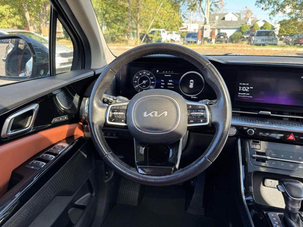 used 2023 Kia Carnival car, priced at $32,995