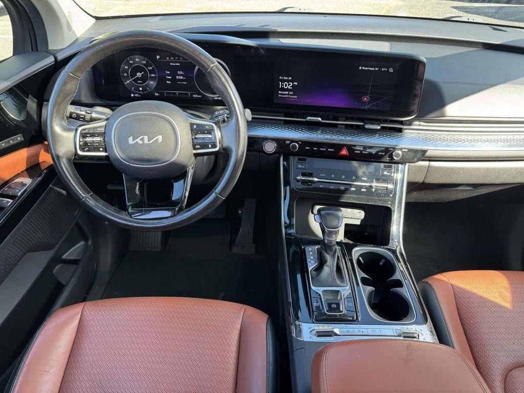 used 2023 Kia Carnival car, priced at $32,995