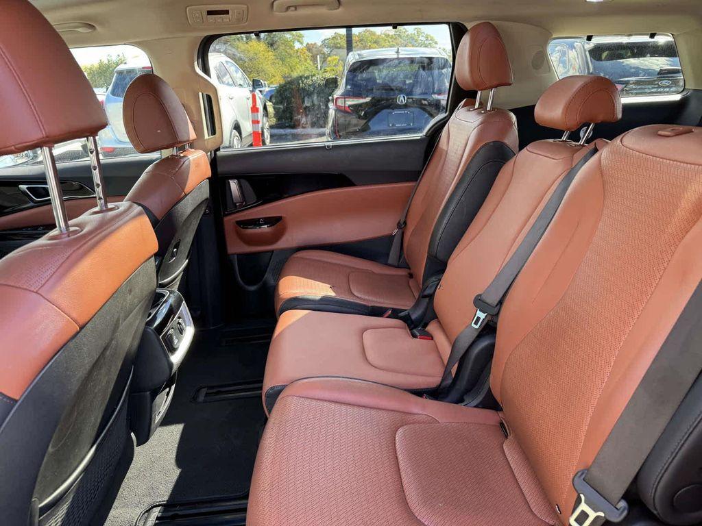 used 2023 Kia Carnival car, priced at $32,995