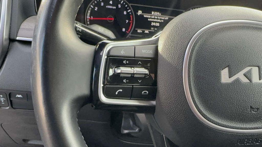 used 2022 Kia Sorento car, priced at $26,995