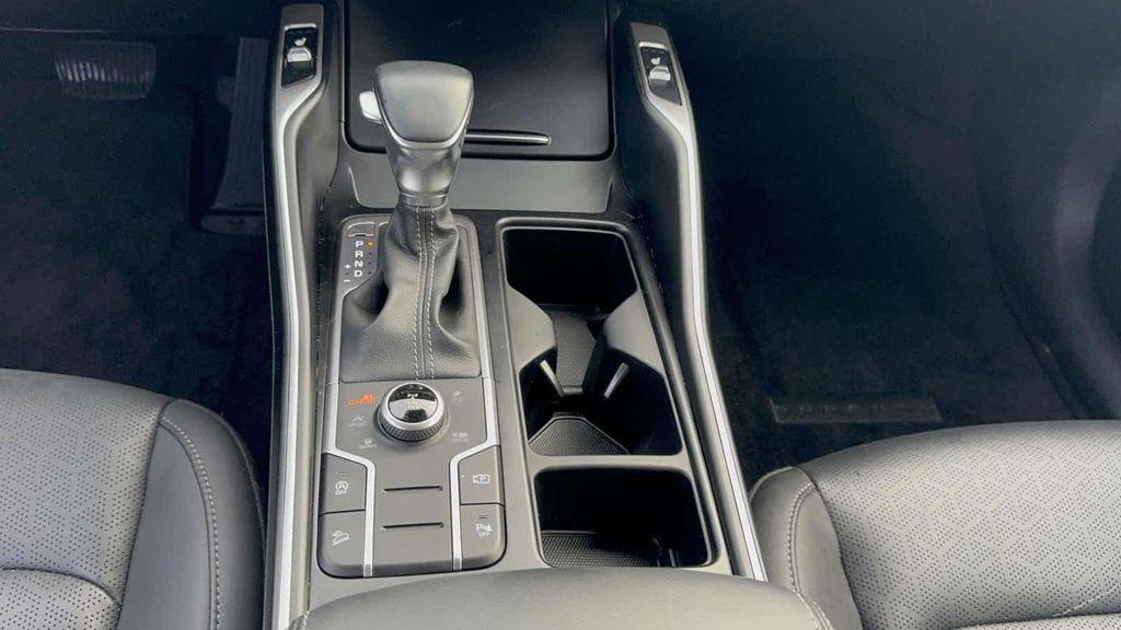 used 2022 Kia Sorento car, priced at $26,995