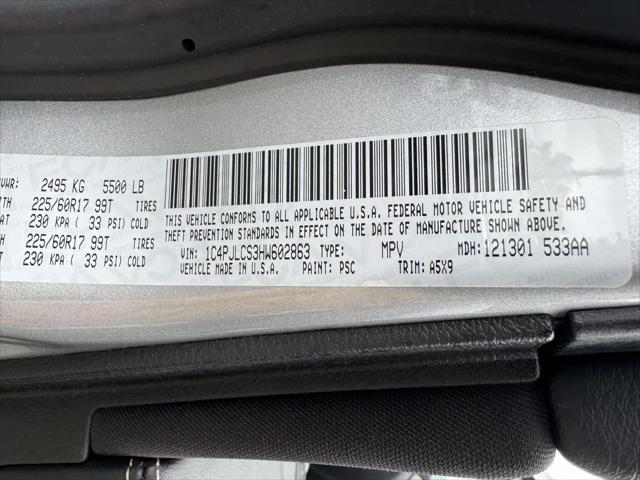 used 2017 Jeep Cherokee car, priced at $12,995