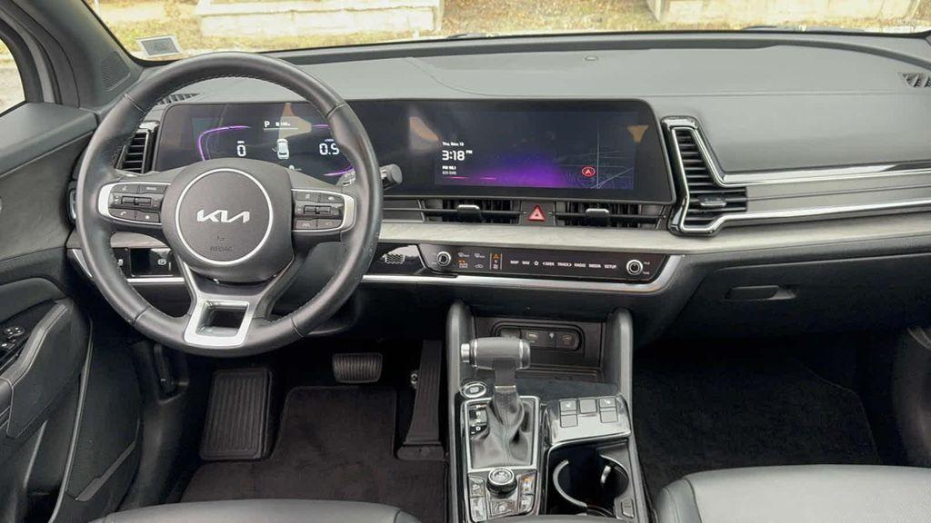 used 2025 Kia Sportage car, priced at $26,995