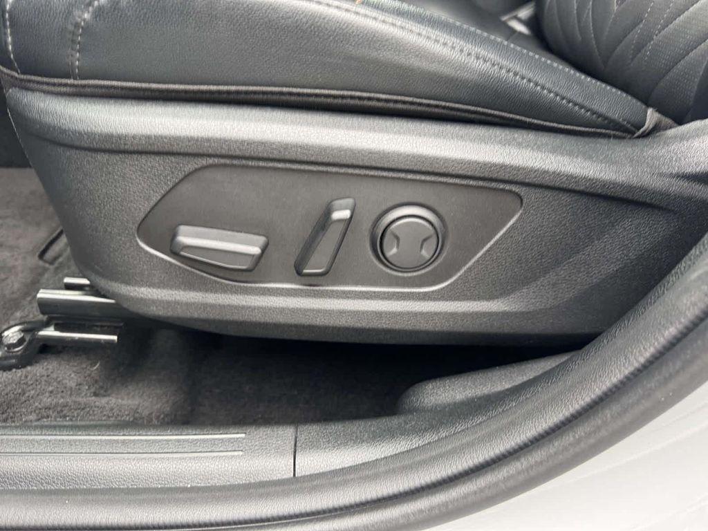 used 2025 Kia Sportage car, priced at $26,995