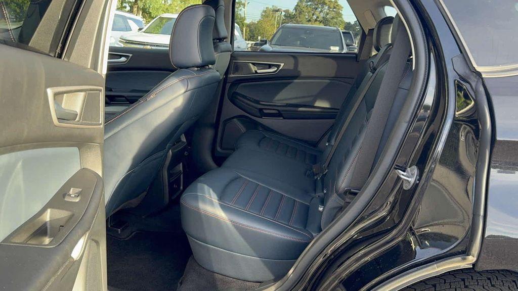 used 2023 Ford Edge car, priced at $24,895