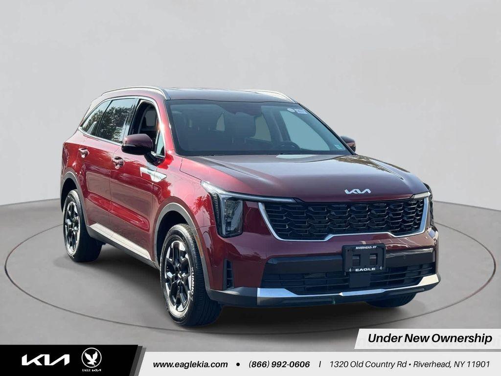 used 2025 Kia Sorento car, priced at $29,995