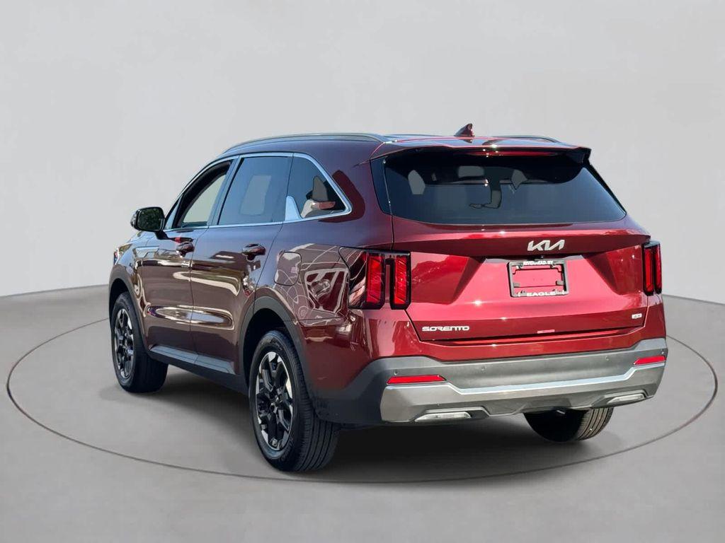 used 2025 Kia Sorento car, priced at $29,995