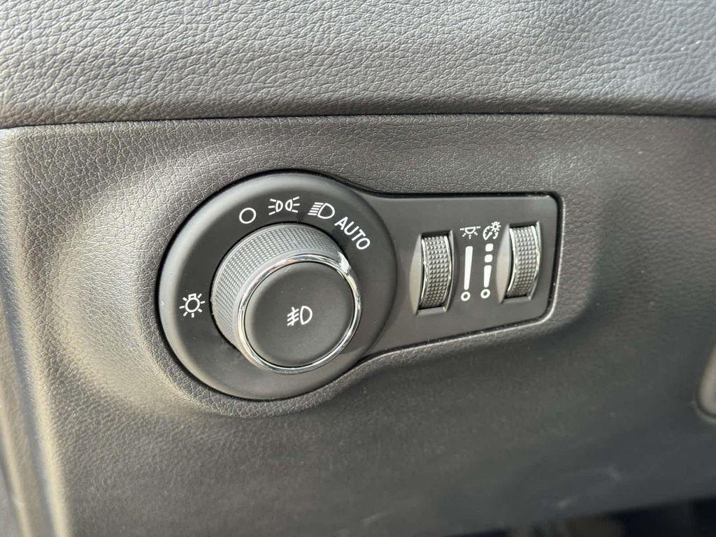 used 2019 Jeep Compass car, priced at $14,895