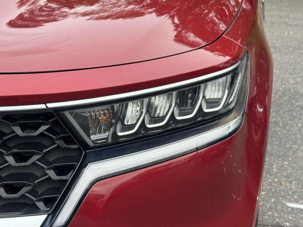 used 2022 Kia Sorento car, priced at $22,995