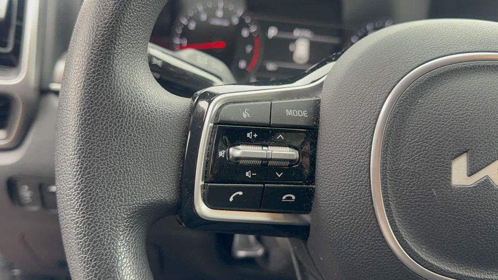 used 2022 Kia Sorento car, priced at $22,995