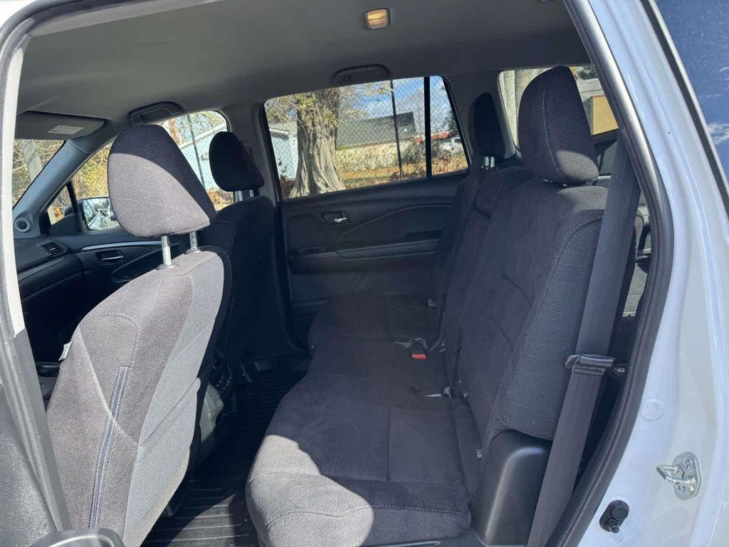 used 2021 Honda Pilot car, priced at $22,995