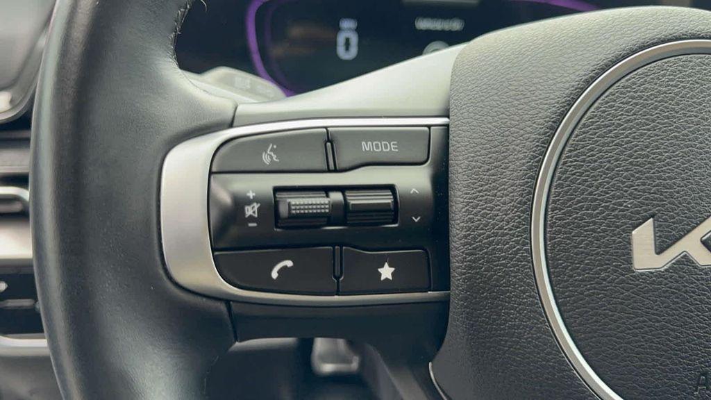 used 2025 Kia Sportage car, priced at $26,995