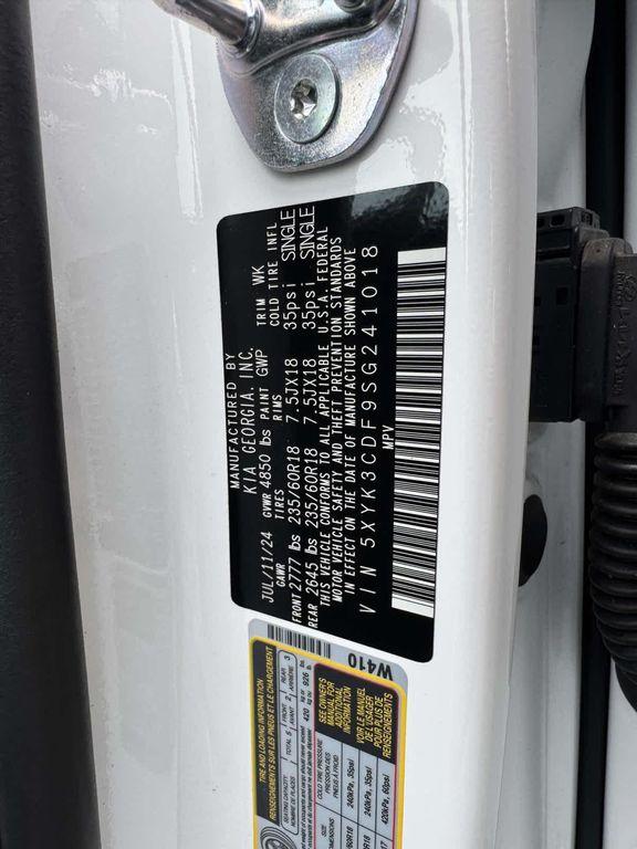 used 2025 Kia Sportage car, priced at $26,995