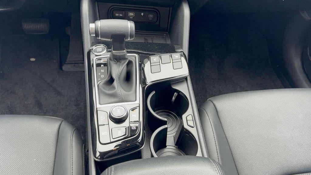 used 2025 Kia Sportage car, priced at $26,995