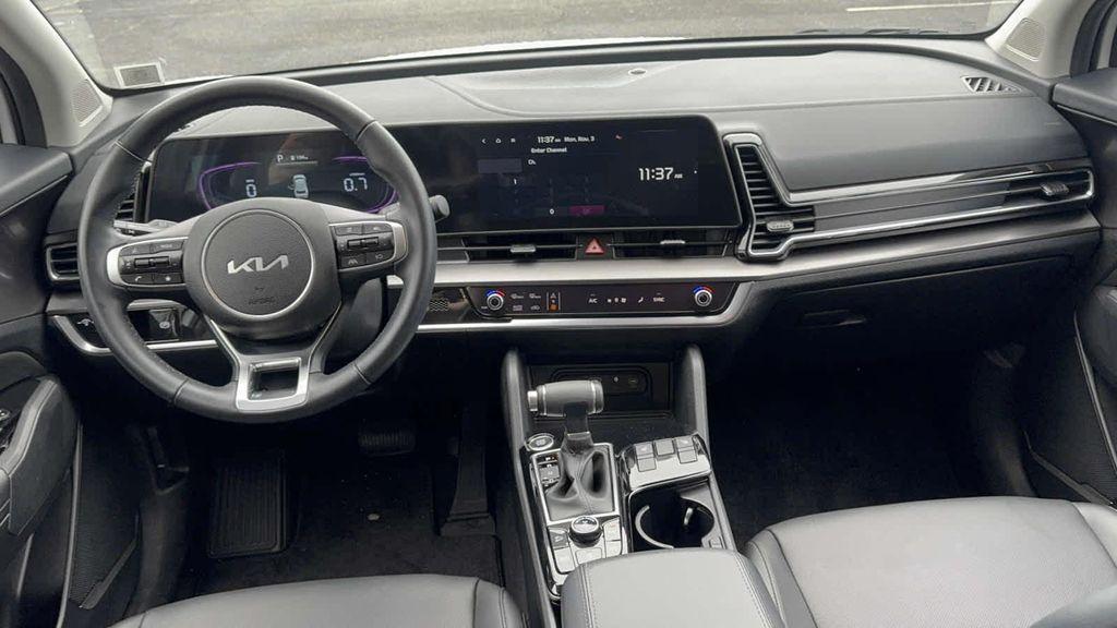 used 2025 Kia Sportage car, priced at $26,995