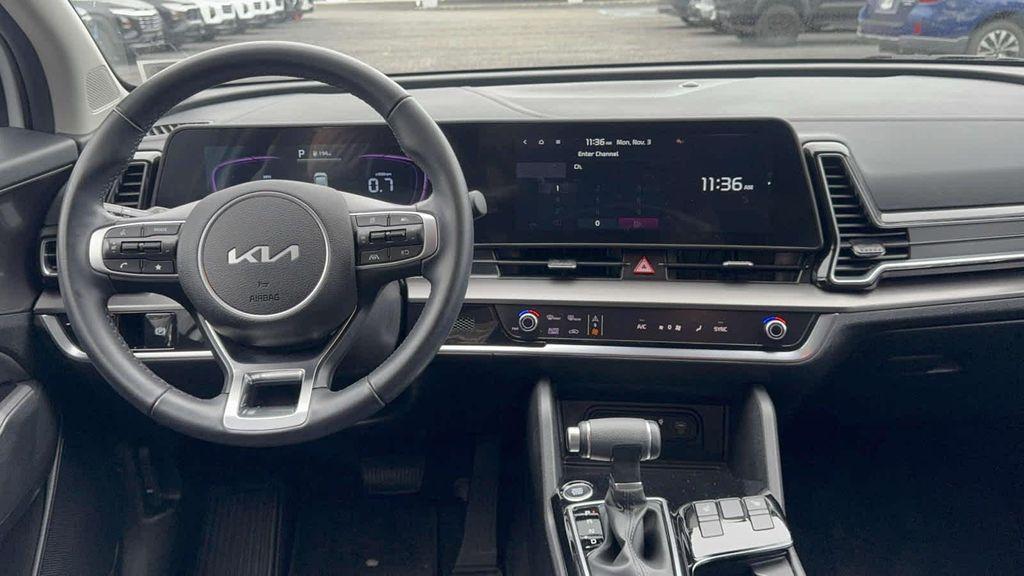 used 2025 Kia Sportage car, priced at $26,995