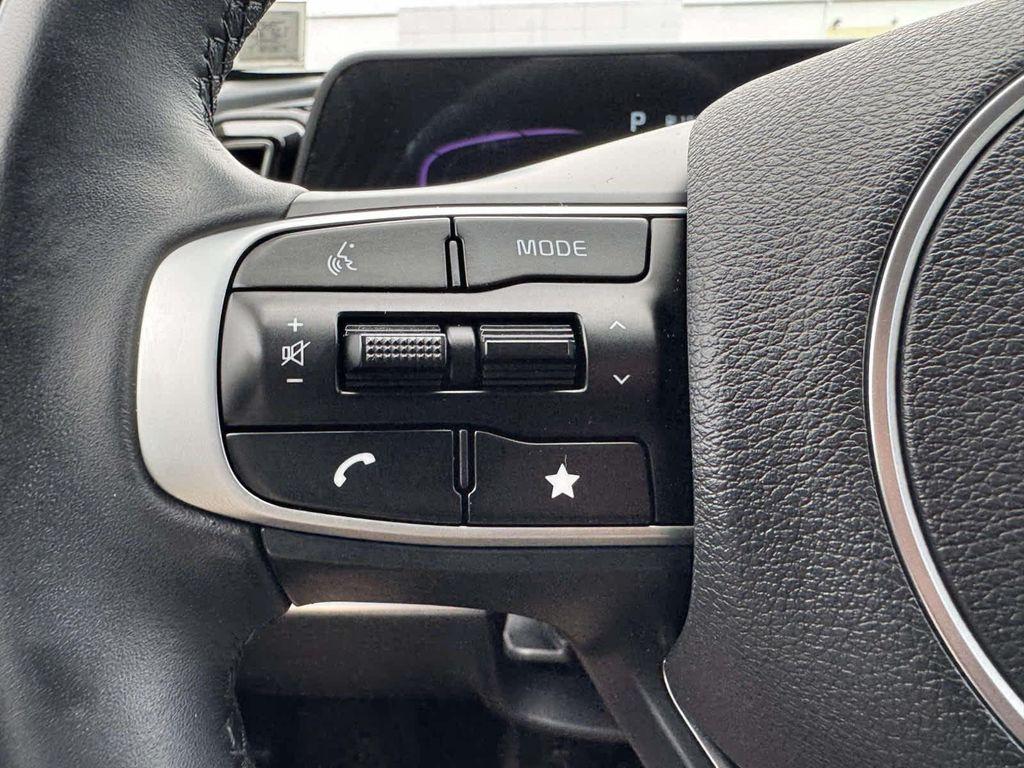 used 2025 Kia Sportage car, priced at $26,995
