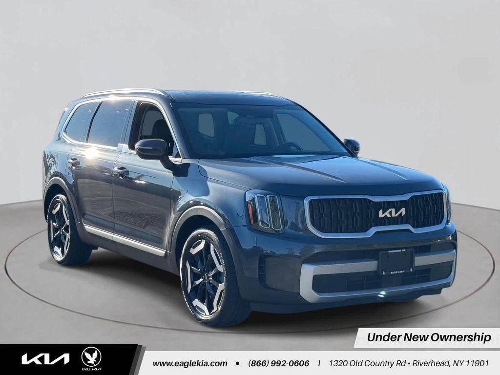used 2024 Kia Telluride car, priced at $37,995