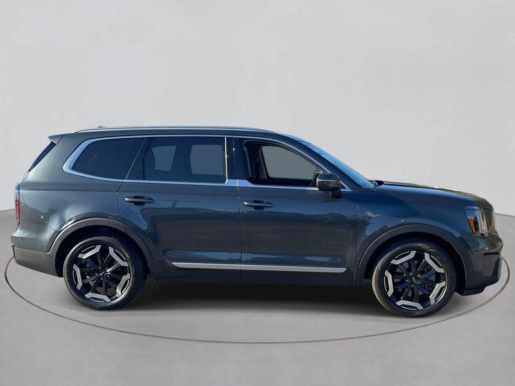 used 2024 Kia Telluride car, priced at $37,995
