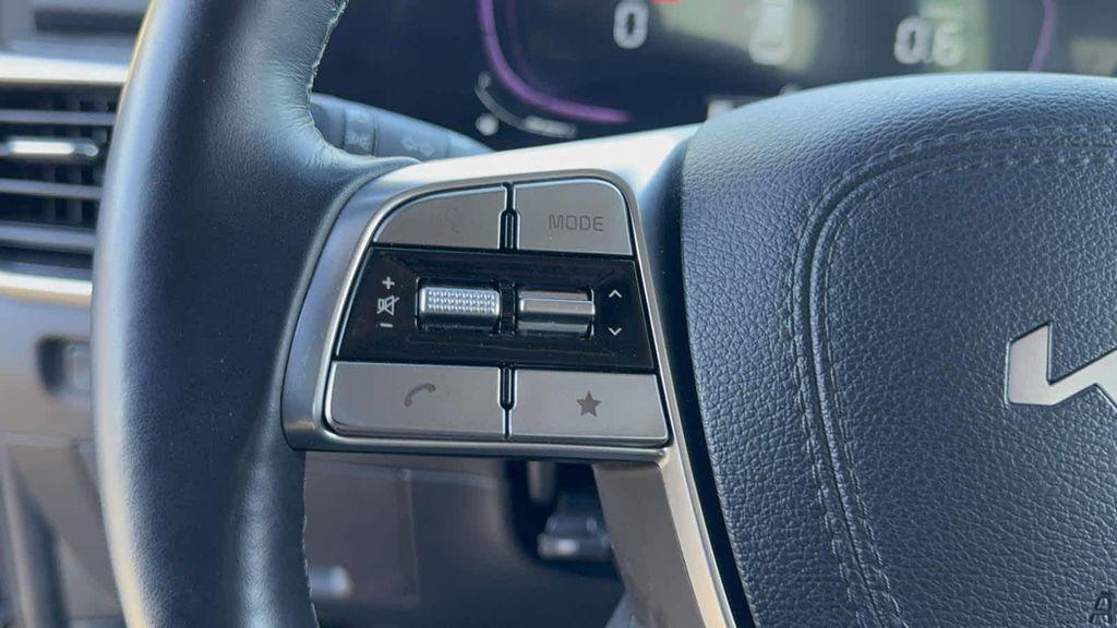 used 2024 Kia Telluride car, priced at $37,995