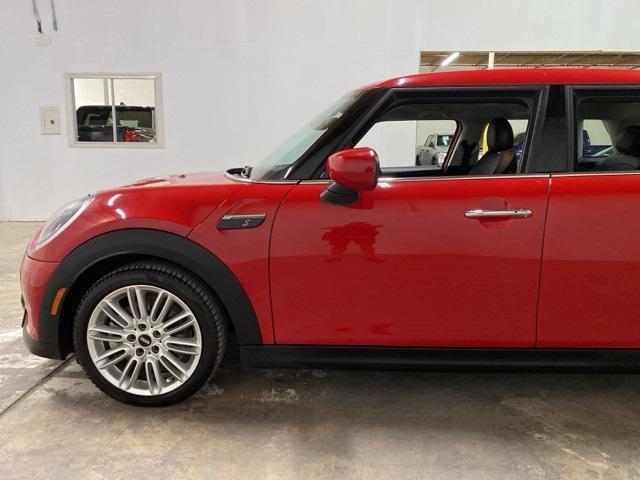 used 2024 MINI Hardtop car, priced at $25,996
