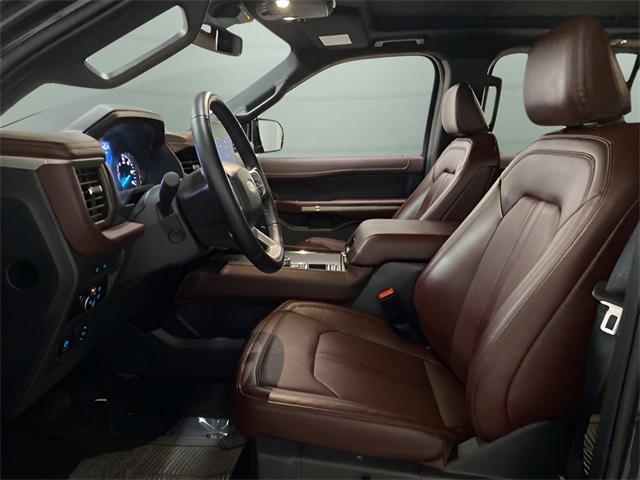 used 2024 Ford Expedition car, priced at $53,996