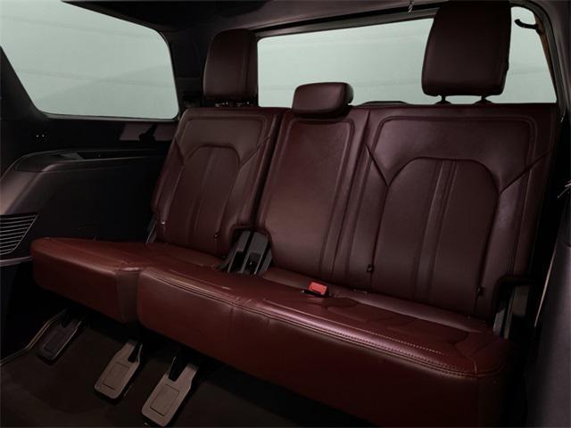 used 2024 Ford Expedition car, priced at $53,996