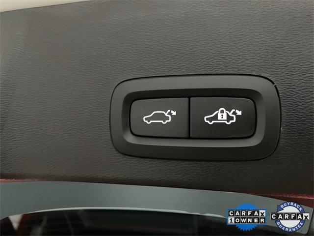used 2025 Volvo XC40 car, priced at $30,996