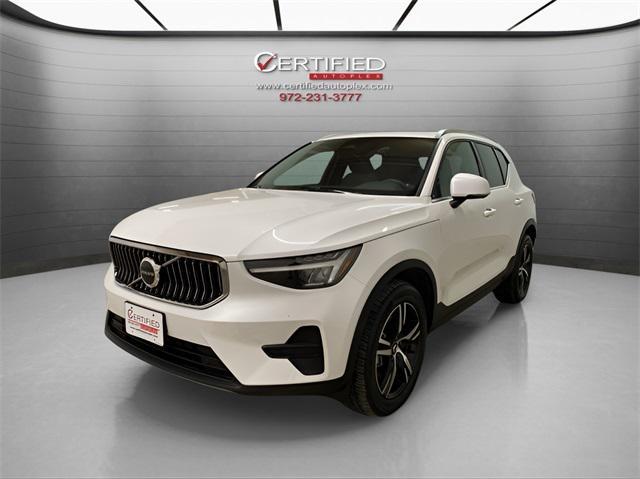 used 2025 Volvo XC40 car, priced at $30,996