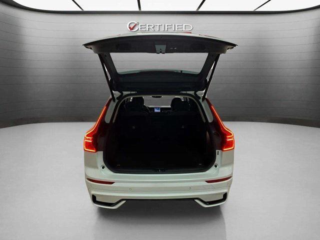 used 2025 Volvo XC60 car, priced at $32,996