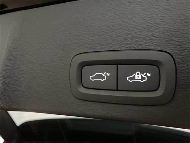 used 2025 Volvo XC40 car, priced at $30,996