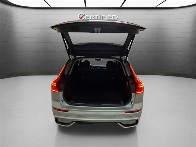 used 2025 Volvo XC60 car, priced at $35,996