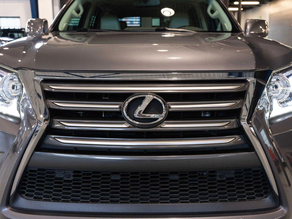 used 2018 Lexus GX 460 car, priced at $29,990