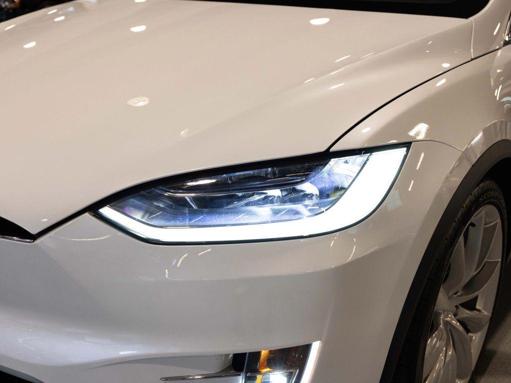used 2017 Tesla Model X car, priced at $34,990